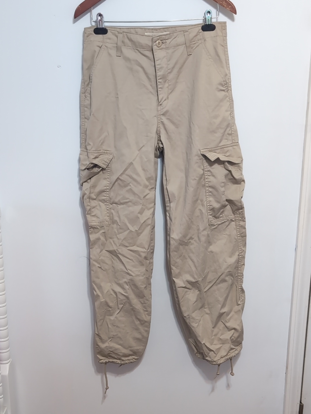Levi's '94 Baggy Cargo Khaki Jogger Pants Size 29